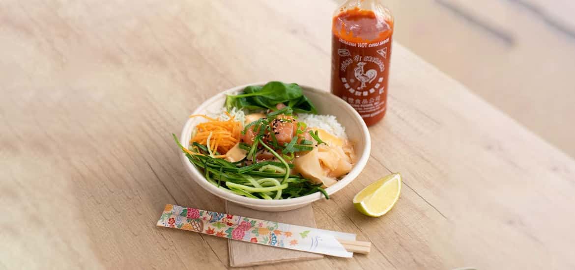 American hervest testy Apple Juice drink