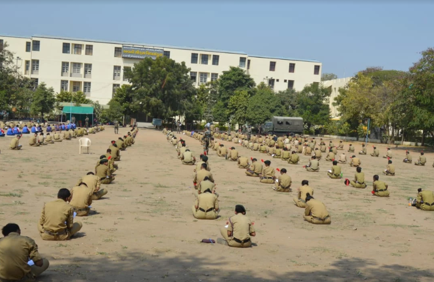 Municipal Arts and Urban Bank Science College
