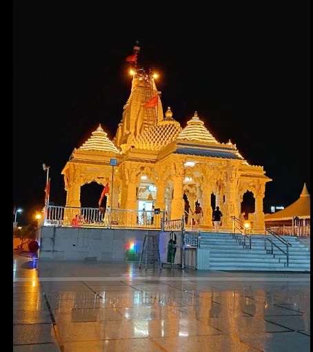 Shri Kashi Vishwanath Mahadev Temple